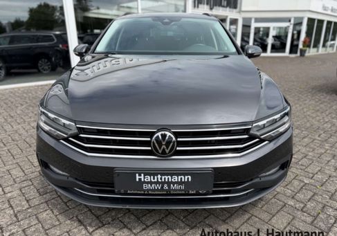 Volkswagen Passat, 2022