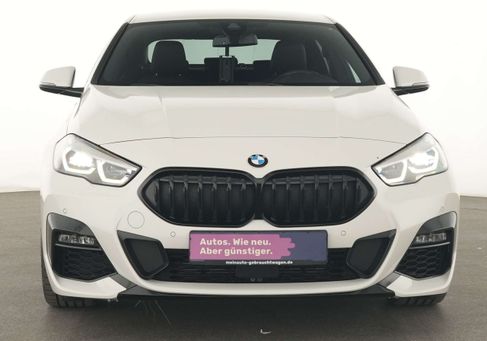 BMW 220, 2022 3