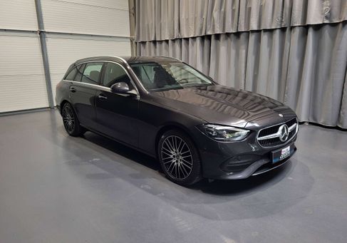 Mercedes-Benz C 300, 2022 3