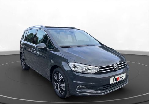 Volkswagen Touran, 2023 3