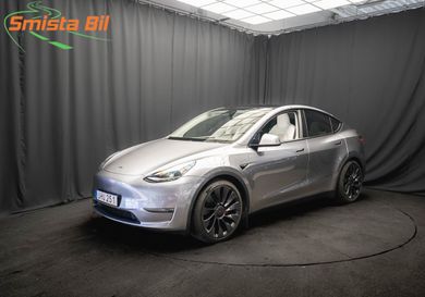 Tesla Model Y, 2023