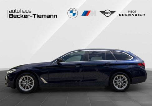 BMW 520, 2022 3
