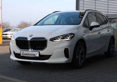 BMW 216, 2025