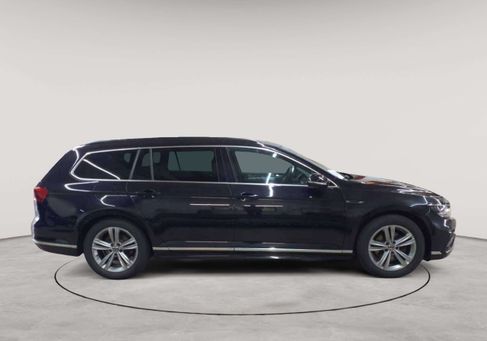 Volkswagen Passat, 2022 3