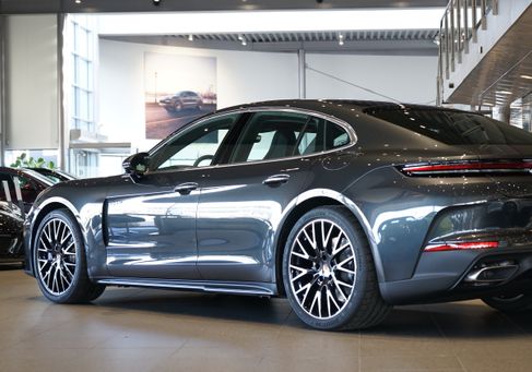 Porsche Panamera, 2026