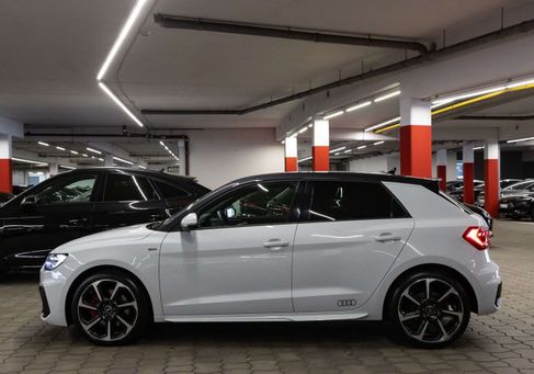 Audi A1, 2022