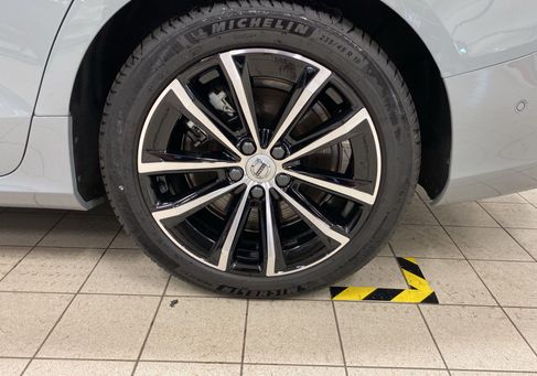 Volvo V60, 2026