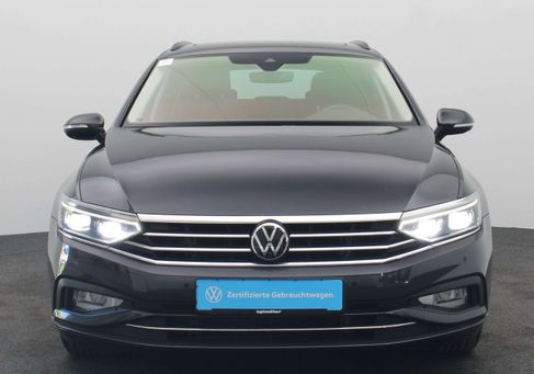 Volkswagen Passat Variant, 2023 3