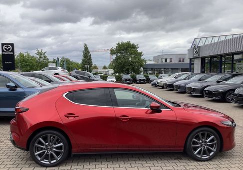 Mazda 3, 2021