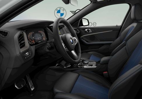 BMW 118, 2024