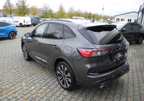 Ford Kuga, 2022