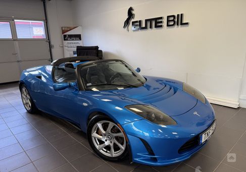 Tesla Roadster, 2010