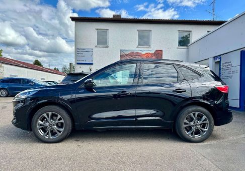 Ford Kuga, 2022