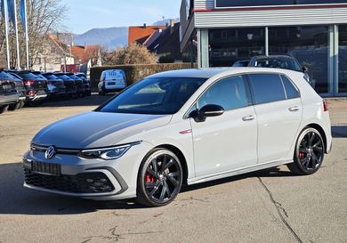 Volkswagen Golf, 2022