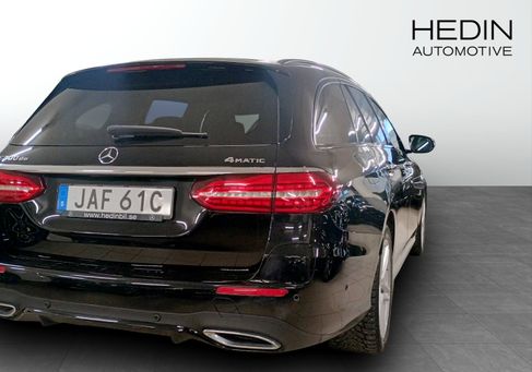 Mercedes-Benz E 300, 2023