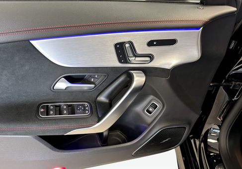 Mercedes-Benz CLA 200 Shooting Brake, 2021