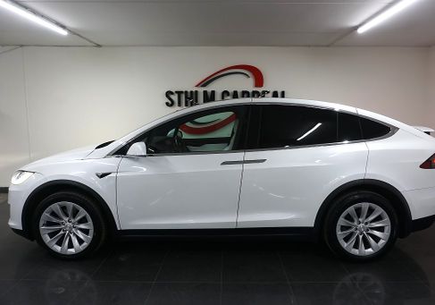 Tesla Model X, 2020