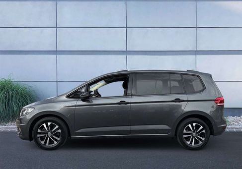 Volkswagen Touran, 2019 2