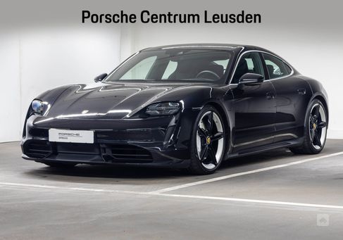 Porsche Taycan, 2021