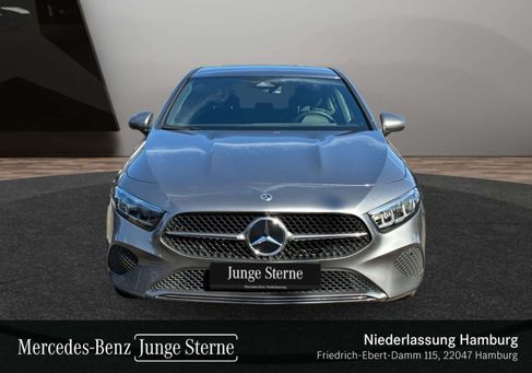 Mercedes-Benz A 180, 2024