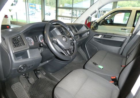 Volkswagen Caravelle, 2019 3