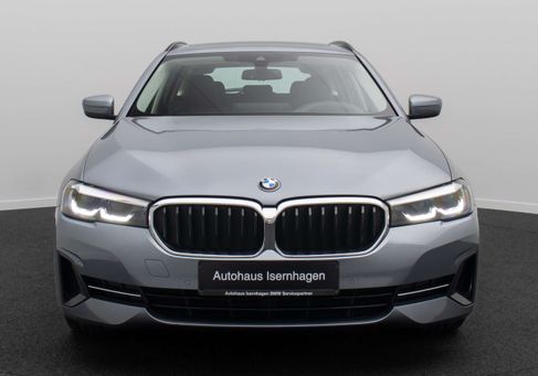 BMW 520, 2022 2