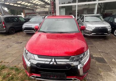 Mitsubishi Outlander, 2020
