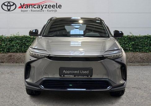 Toyota, 2024