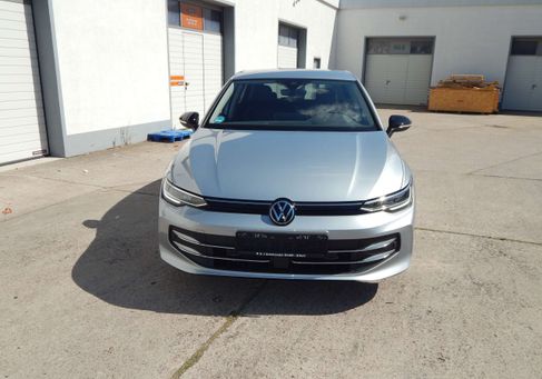 Volkswagen Golf, 2024 2