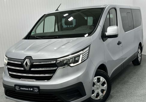 Renault Trafic, 2023 3