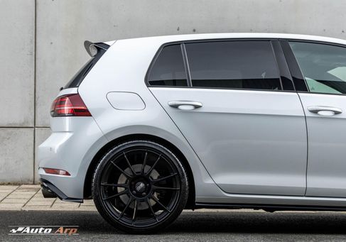 Volkswagen Golf, 2018 3