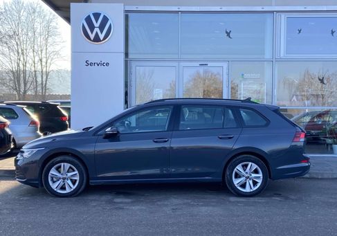 Volkswagen Golf, 2023