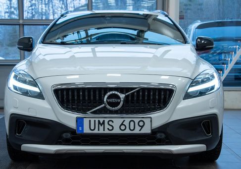 Volvo V40 Cross Country, 2018