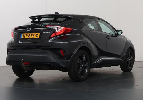 Toyota C-HR, 2017