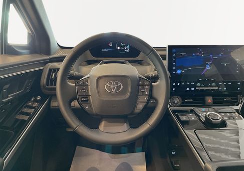 Toyota bZ4X, 2025