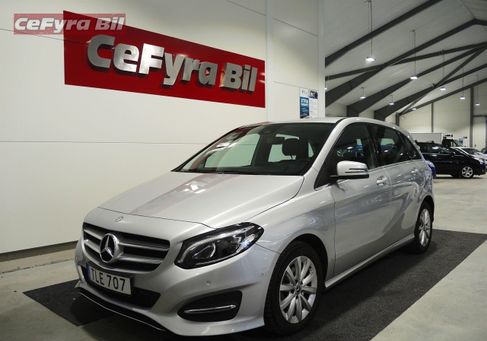Mercedes-Benz B 180, 2015