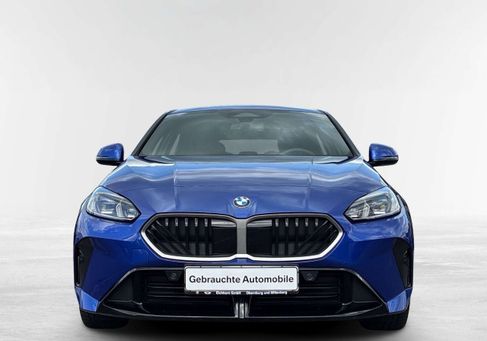 BMW 120, 2025 2