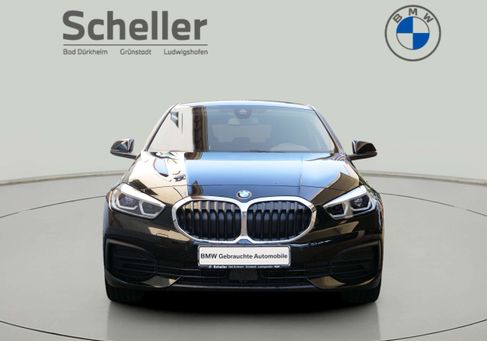 BMW 118, 2023