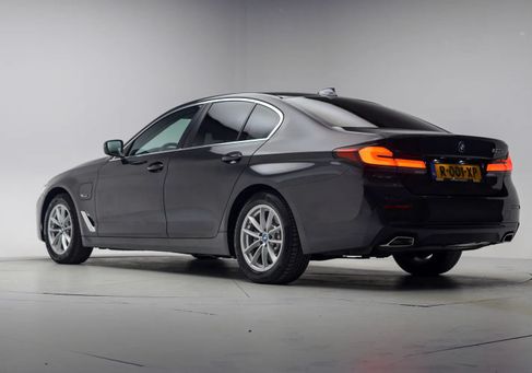 BMW 530, 2022