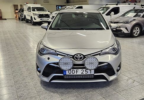 Toyota Avensis, 2016