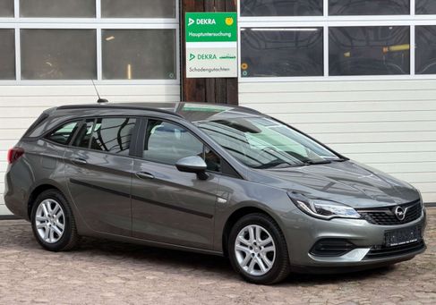 Opel Astra, 2020