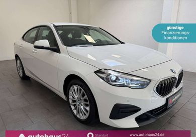BMW 220, 2022