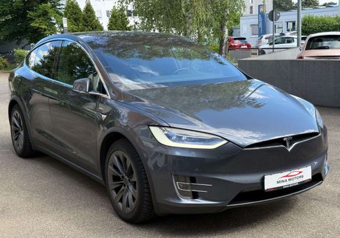 Tesla Model X, 2018 3