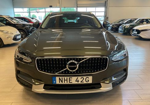 Volvo V90 Cross Country, 2020