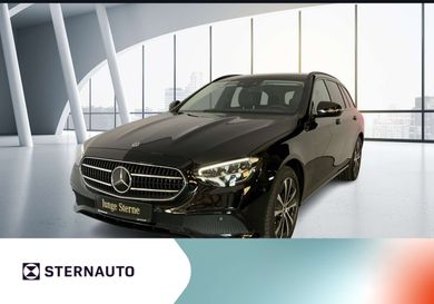 Mercedes-Benz E 300, 2022