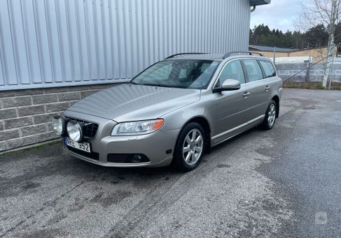 Volvo V70, 2012