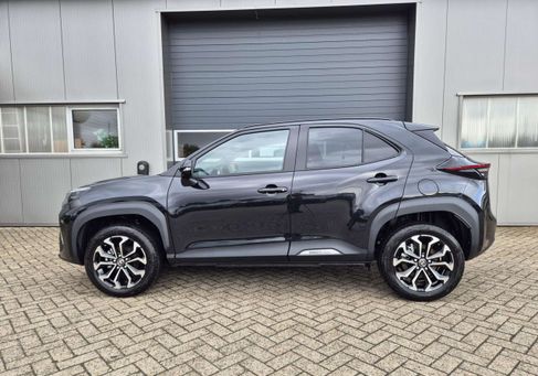 Toyota Yaris Cross, 2025