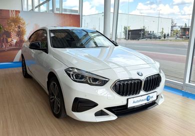 BMW 216, 2023