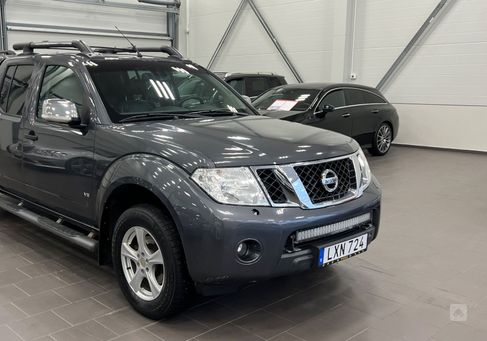 Nissan Navara, 2012