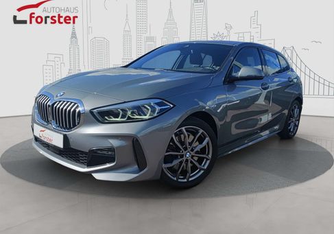 BMW 120, 2023